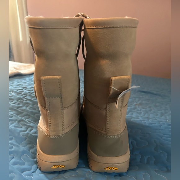 New UGG Butte Mono Boots Mens 8.5 - Picture 6 of 9